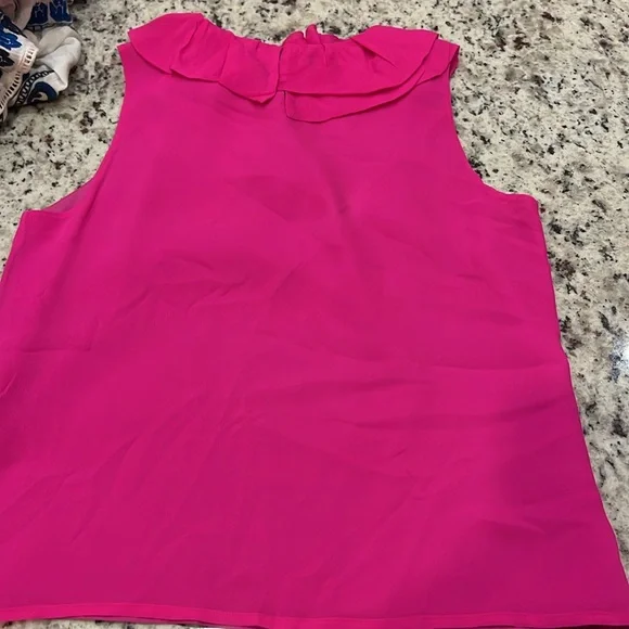 J. CREW Silk Bright Pink Gabby Top
Blouse Shirt - Picture 4 of 4
